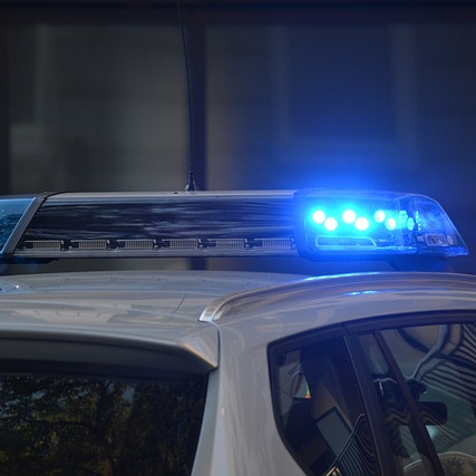 任意段階での弁護士連絡妨害事件の東京地裁判決を解説する法律記事のイメージ