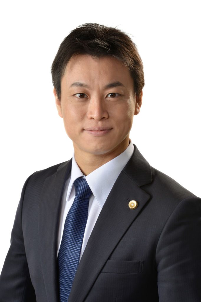 弁護士　岩﨑孝太郎